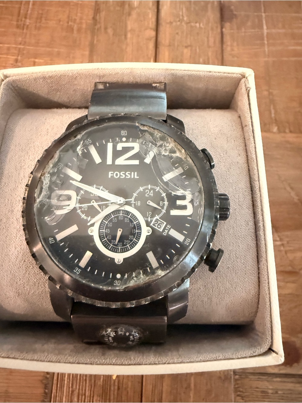 Fossil Men’s Oversized Black Chronograph Watch Compass Bracelet Cracked Crystal